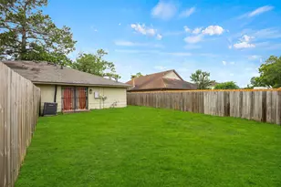 10066 Sharpton Dr, Houston, TX 77038 - Photo 20