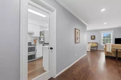 353 N Post Oak Lane #825, Houston, TX 77024 - Photo 12