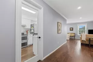353 N Post Oak Ln, Houston, TX 77024 - Photo 12