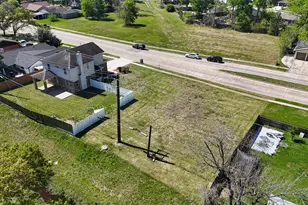 8014 Royalwood Dr, Houston, TX 77049 - Photo 34
