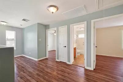 8014 Royalwood Drive, Houston, TX 77049 - Photo 12