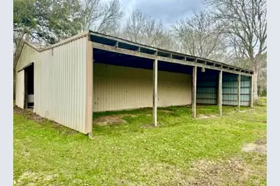 327 County Road 735, Angleton, TX 77515 - Photo 24