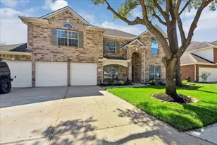16523 E Canterra Cir, Houston, TX 77095 - Photo 2