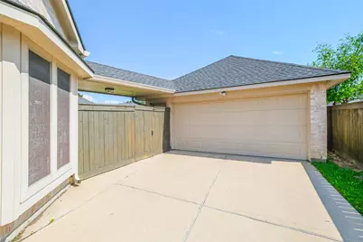 12411 Santiago Cove Lane, Houston, TX 77041 - Photo 46