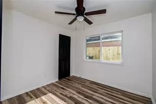 17114 Barcelona Dr, Friendswood, TX 77546 - Photo 20