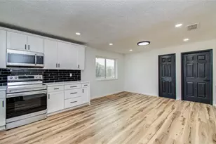 17114 Barcelona Dr, Friendswood, TX 77546 - Photo 12