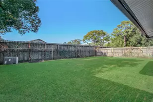 17114 Barcelona Dr, Friendswood, TX 77546 - Photo 30