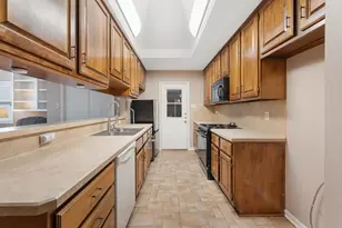 2900 Broadmoor Dr, Bryan, TX 77802 - Photo 12