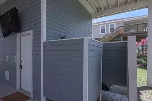 22811 Miramar St, Galveston, TX 77554 - Photo 4