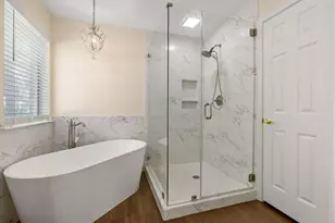 27 N Queenscliff Cir, The Woodlands, TX 77382 - Photo 20