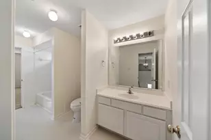 8402 Hunters Village Dr, Humble, TX 77346 - Photo 6