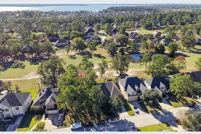 8402 Hunters Village Drive, Humble, TX 77346 - Photo 28