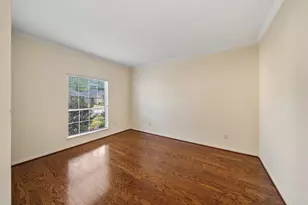 8402 Hunters Village Dr, Humble, TX 77346 - Photo 14