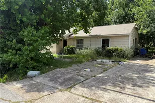 707 E 40th 1/2 St, Houston, TX 77022 - Photo 2