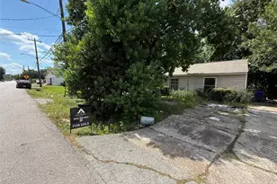707 E 40th 1/2 St, Houston, TX 77022 - Photo 6