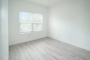 7914 Laura Koppe Rd, Houston, TX 77028 - Photo 10