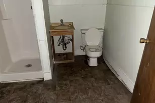 1015 N Liberty St, El Campo, TX 77437 - Photo 16