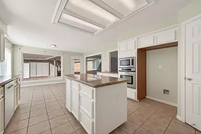 1918 Shadow Forest Drive, Katy, TX 77494 - Photo 20