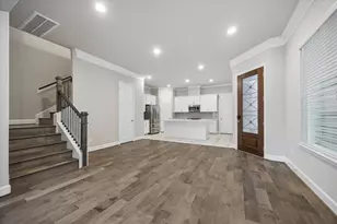 1135 Aurora St, Houston, TX 77009 - Photo 4