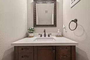 623 Deer Hollow Dr, Sugar Land, TX 77479 - Photo 10