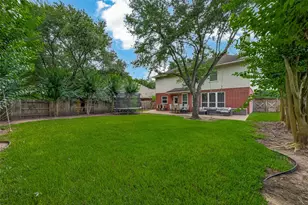 623 Deer Hollow Dr, Sugar Land, TX 77479 - Photo 24