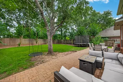 623 Deer Hollow Drive, Sugar Land, TX 77479 - Photo 22