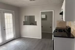 5406 Lyndhurst Dr, Houston, TX 77033 - Photo 4