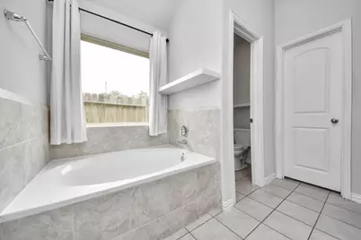 1206 Portimao Court, Crosby, TX 77532 - Photo 10