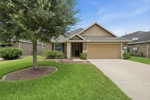 1202 Quarterhorse Dr, Alvin, TX 77511 - Photo 1