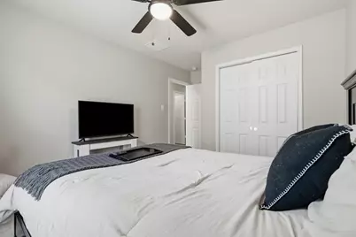 1202 Quarterhorse Drive, Alvin, TX 77511 - Photo 18