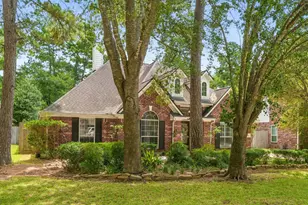 14 Taupewood Pl, The Woodlands, TX 77384 - Photo 2