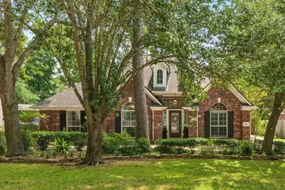 14 Taupewood Place, The Woodlands, TX 77384 - Photo 1