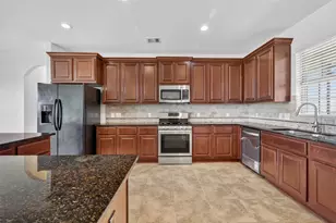 11307 Grand Creek Ln, Tomball, TX 77375 - Photo 6