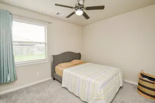 6807 Vista Ledge Dr, Baytown, TX 77521 - Photo 16