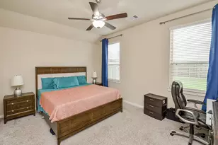 6807 Vista Ledge Dr, Baytown, TX 77521 - Photo 14