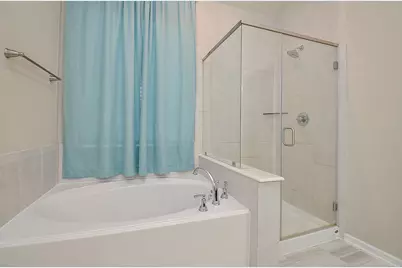 6807 Vista Ledge Drive, Baytown, TX 77521 - Photo 12