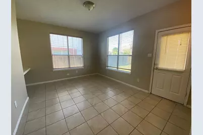 907 Christopher, Baytown, TX 77521 - Photo 8