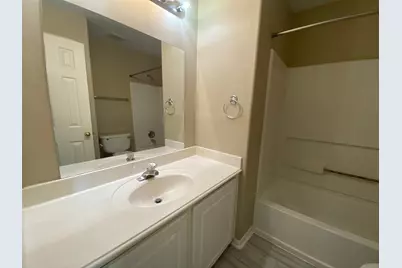 907 Christopher, Baytown, TX 77521 - Photo 12