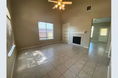 907 Christopher, Baytown, TX 77521 - Photo 2