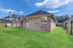 2306 Diamond Springs Dr, Pearland, TX 77584 - Photo 4