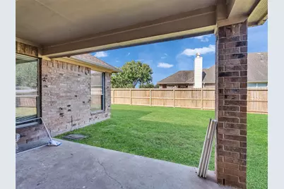 2306 Diamond Springs Drive, Pearland, TX 77584 - Photo 32