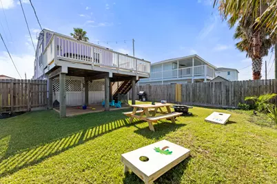 4021 Las Palmas Street, Galveston, TX 77554 - Photo 44