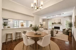 718 Bering Dr, Houston, TX 77057 - Photo 10