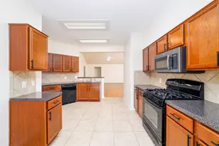 9531 Barr Spring Dr, Humble, TX 77396 - Photo 10