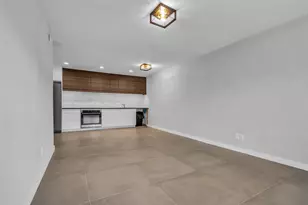 606 Marshall St, Houston, TX 77006 - Photo 6