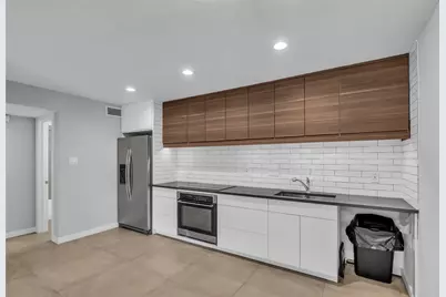 606 Marshall Street #B6, Houston, TX 77006 - Photo 16