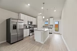 21670 Sandy Dune, Cypress Mill, TX 77433 - Photo 4