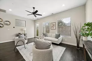 4857 Rich Oak Dr, Houston, TX 77018 - Photo 6
