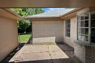 2401 Camino Ct, Texas City, TX 77590 - Photo 14