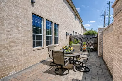 7827 Shady Villa Cove, Houston, TX 77055 - Photo 24